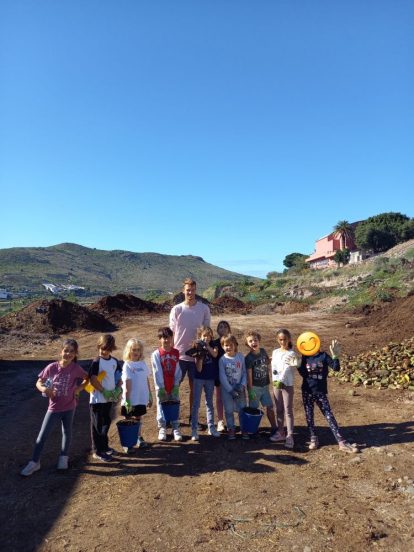 Aktivität im Schulgarten der Deutschen Schule Las Palmas de Gran Canaria