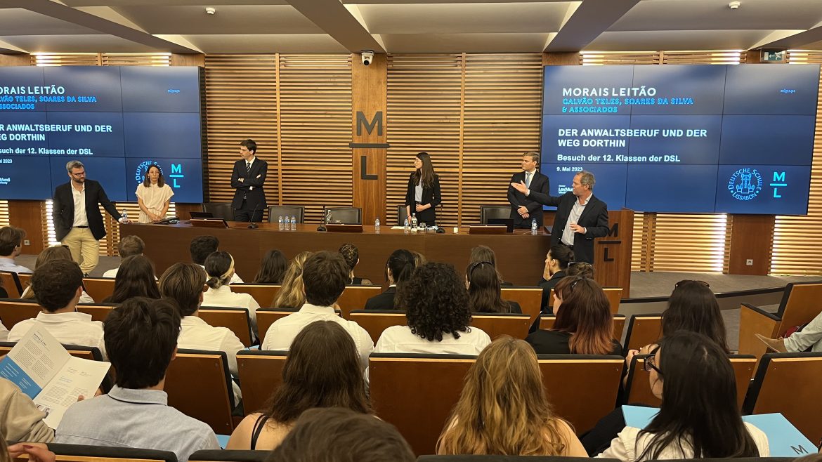Deutsche Schule Lissabon: Besuch der Anwaltskanzlei Morais Leitão und Preis beim Landeswettbewerb Jugend forscht!