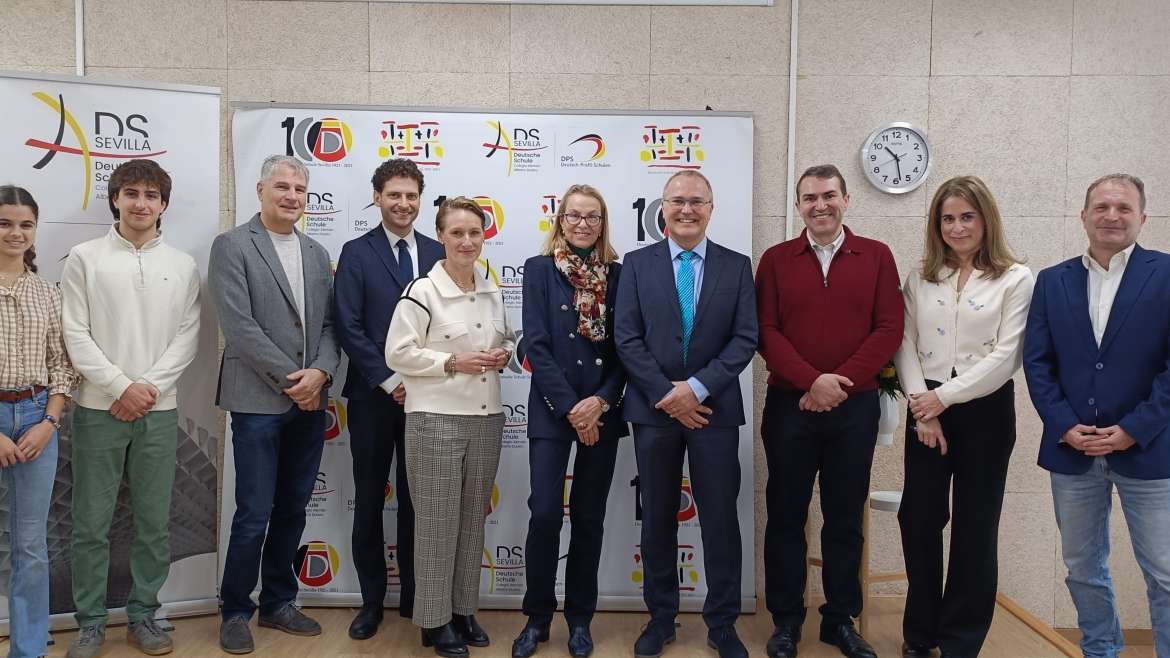 Die deutsche Botschafterin zu Besuch an der Deutschen Schule Sevilla